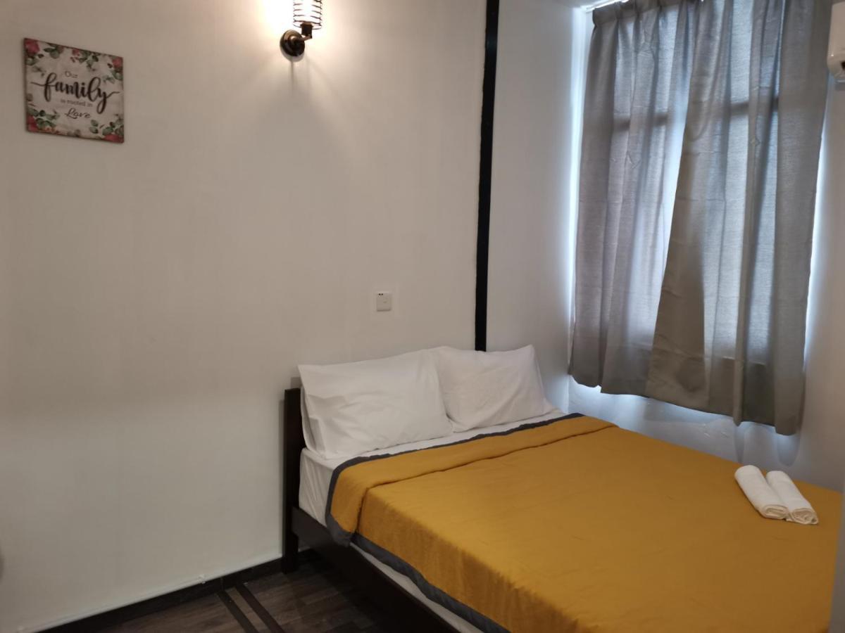 G Fortune Guest House+ George Town  Kültér fotó