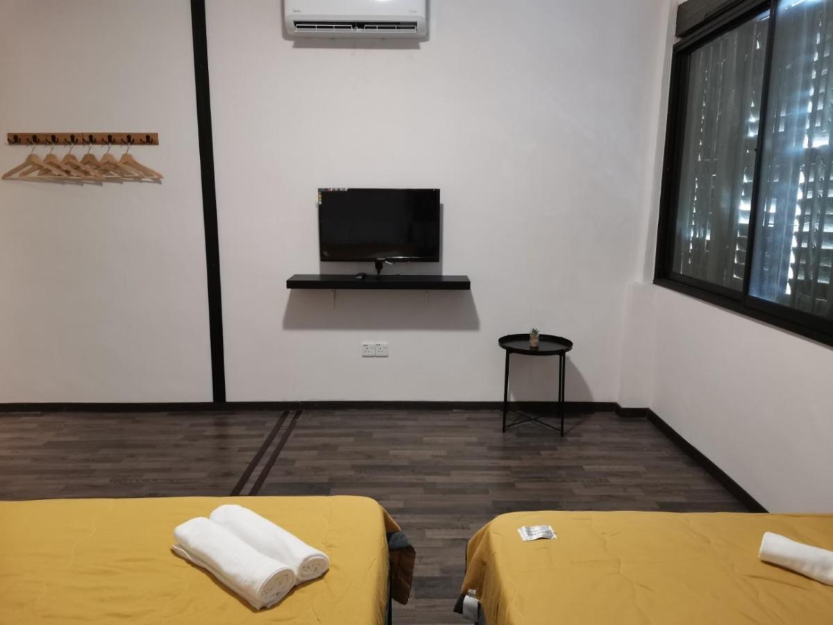 G Fortune Guest House+ George Town  Kültér fotó