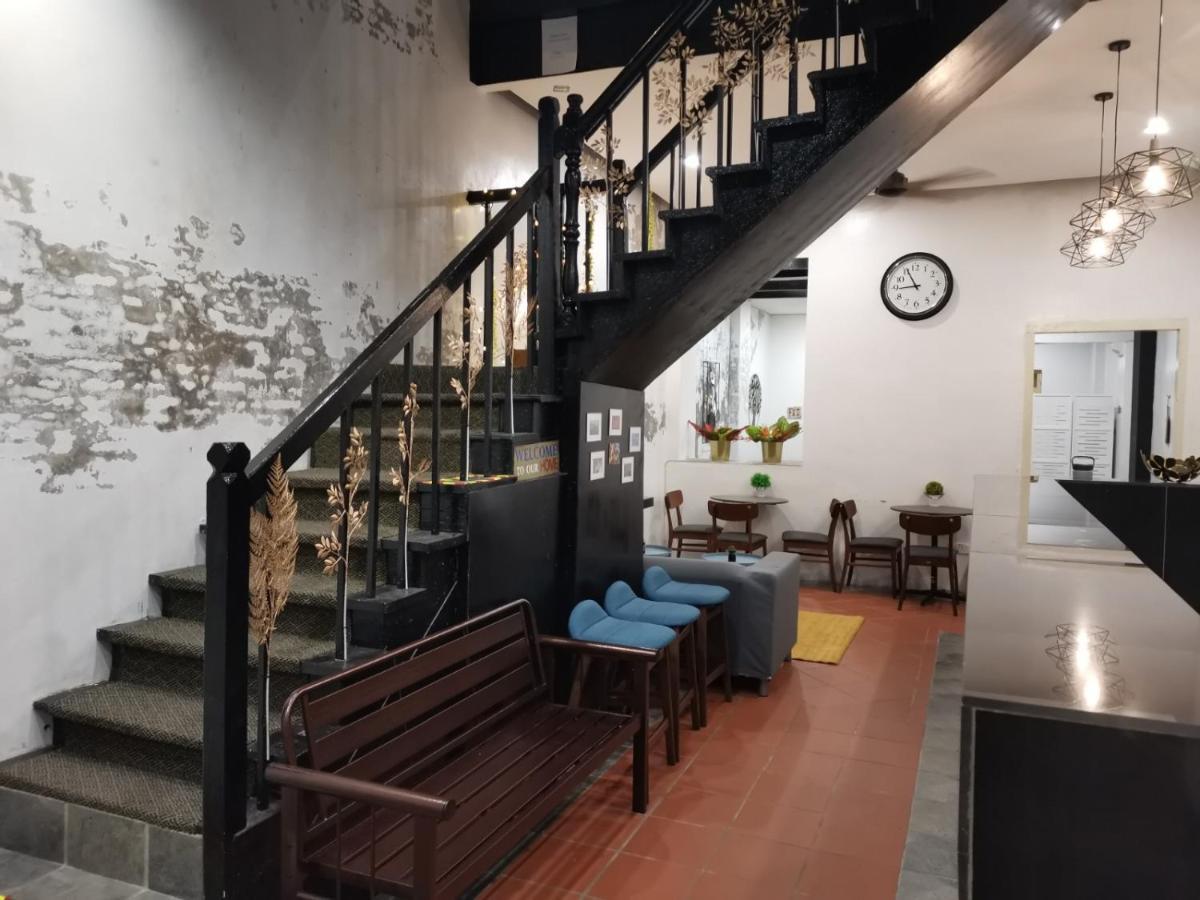 G Fortune Guest House+ George Town  Kültér fotó