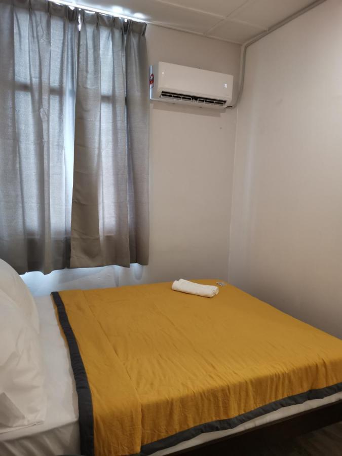 G Fortune Guest House+ George Town  Kültér fotó