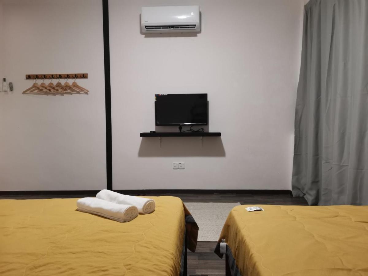 G Fortune Guest House+ George Town  Kültér fotó