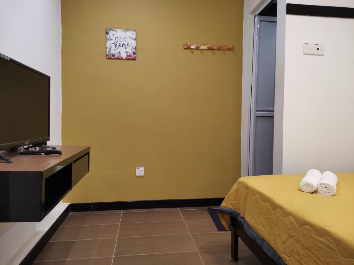 G Fortune Guest House+ George Town  Kültér fotó